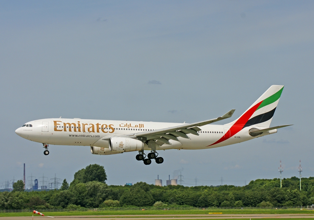Flugzeugtyp: A330-200, Fluggesellschaft: Emirates (EK/UAE), Kennzeichen: A6-EAL, Flughafen: Düsseldorf, Datum: 26.Juli 2009, Bild: Steffen Remmel