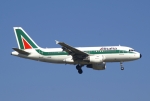 Flugzeugtyp: A319, Fluggesellschaft: Alitalia (AZ/AZA), Kennzeichen: I-BIME, Flughafen: Frankfurt am Main, Datum: 01.April 2005, Bild: Steffen Remmel