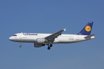 Flugzeugtyp: A320-200, Fluggesellschaft: Lufthansa (LH/DLH), Kennzeichen: D-AIQD, Flughafen: Frankfurt am Main, Datum: 04.M&auml;rz 2007, Bild: Steffen Remmel