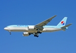 Flugzeugtyp: B777-200, Fluggesellschaft: Korean Air (KE/KAL), Kennzeichen: HL7526, Flughafen: Madrid-Barajas, Datum: 01.Mai 2009, Bild: Steffen Remmel